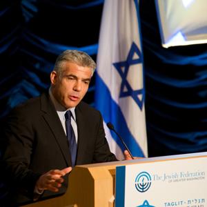 Israeli Finance Minister Yair Lapid told young D.C.-area Jews last week that “we share a collective destiny.” Photos courtesy of The Jewish Federation of  Greater Washington 