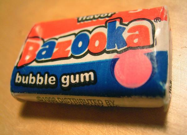 1024px-Bazooka_gum
