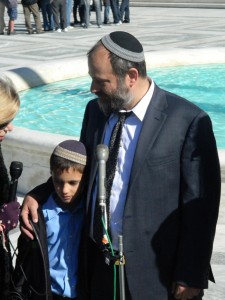 Ari Zivotofsky and his son Menachem outside the Supreme Court in 2011. 