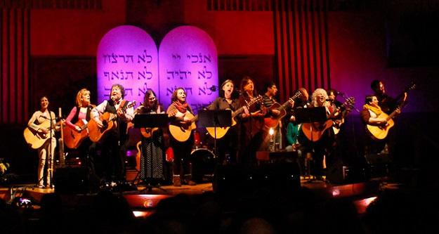 The songleaders plus Cantor Ellen Dreskin and Cantor Wally Schachet-Briskin gather on stage for the Debbie Friedman tribute at NFTY's 75th Anniversary Alumni Reunion Concert on Jan. 17 at Washington Hebrew Congregation in Washington. D.C.  Photos courtesy of Ledger Productions