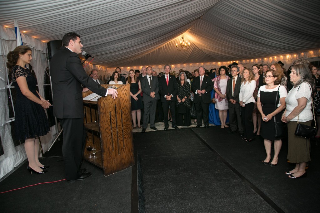 Israel’s Ambassador to the United States Ron Dermer addresses the crowd at the Ambassador’s Rosh Hashana reception on Sept. 10. Photo by Shmulik Almany 