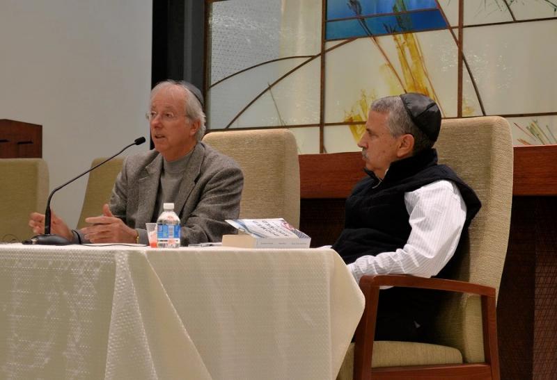 Former Middle East peace envoy Dennis Ross, left, responds to questions about the future of the U.S.-Israel relationship and the Israeli-Palestinian situation from New York Times columnist Thomas Friedman at Kol Shalom in Rockville. Photo by Josh Marks